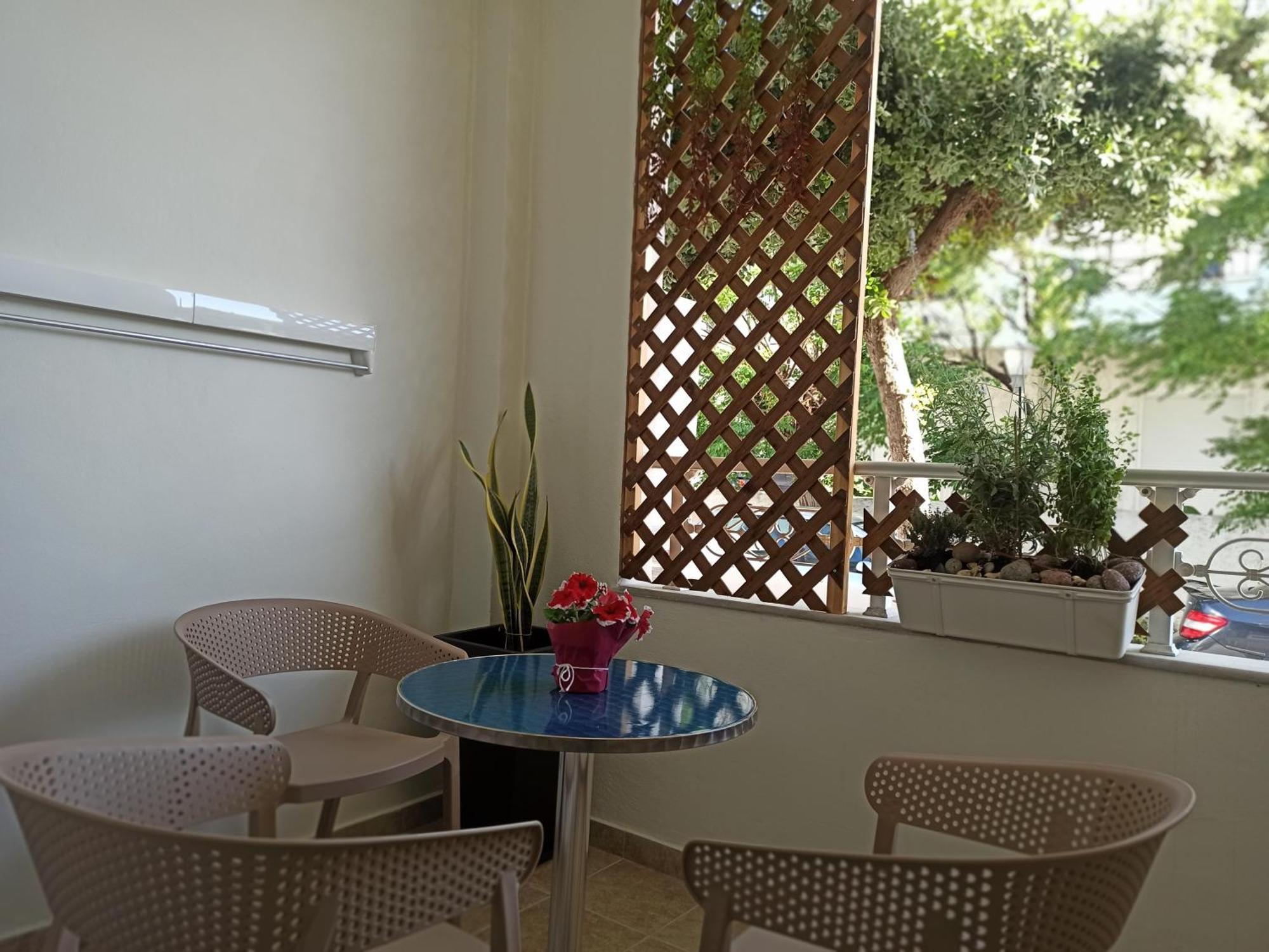 Eunoia, Executive Residence, 34 Theofrastou Str, Ground Floor, 5Min To The Beach Kos Exterior photo